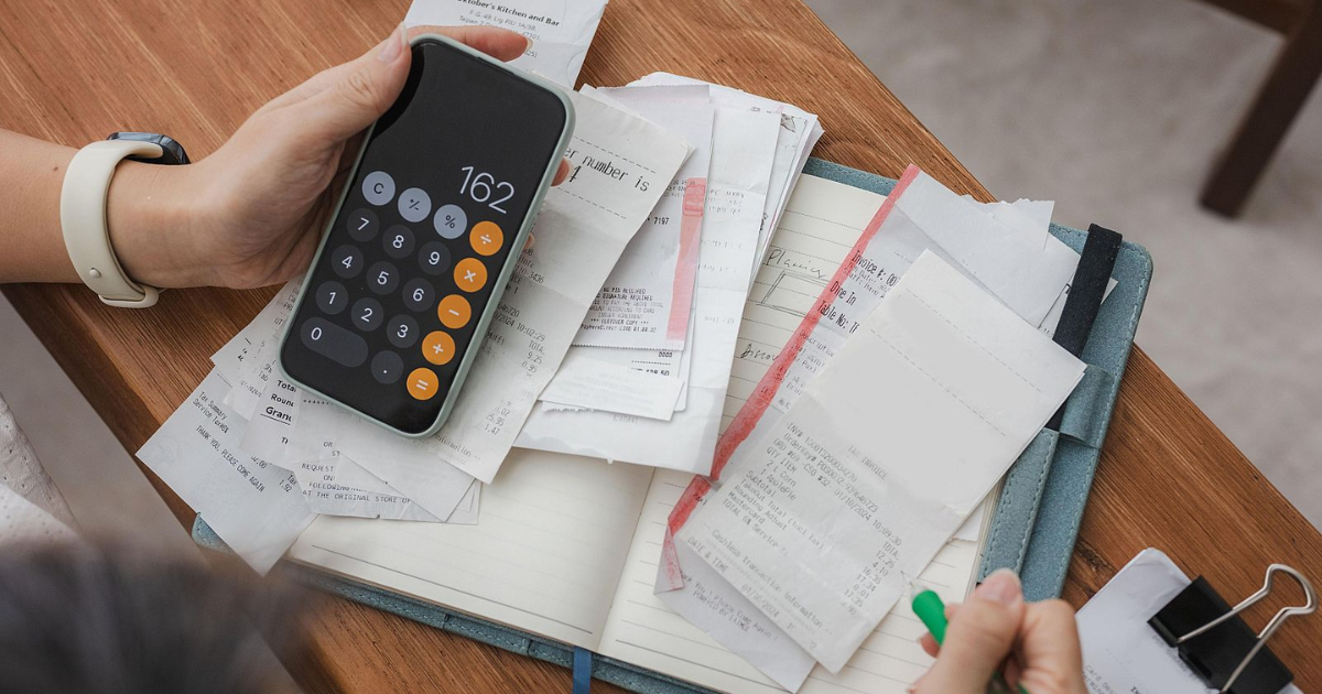 Cómo organizar tus finanzas personales si ganas sueldo mínimo en Perú